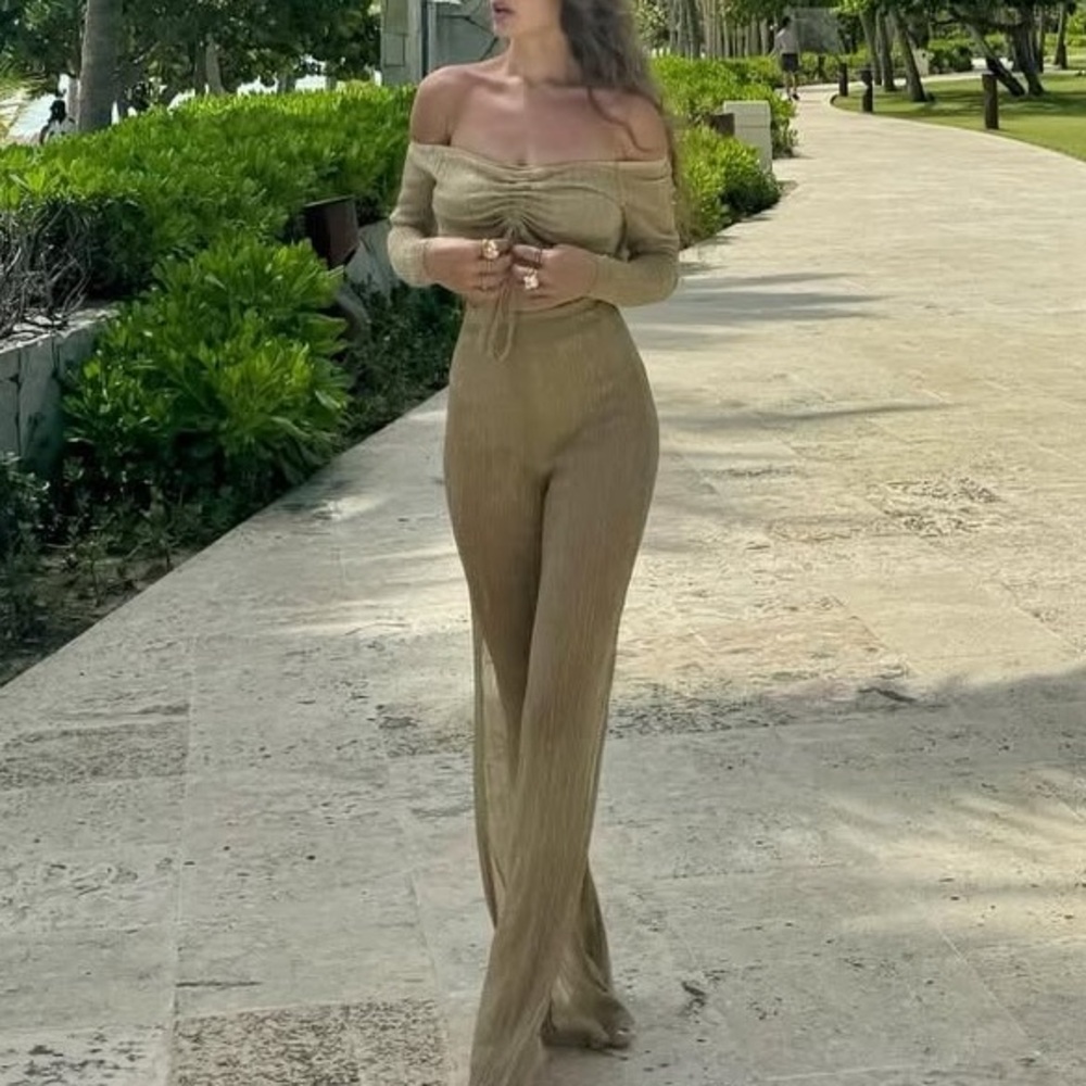 Elegant Tan Set